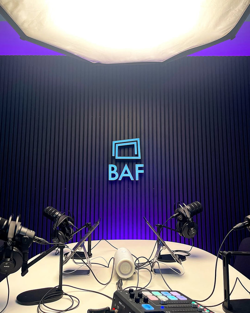Bar, Küche & Cocktail-Ecke