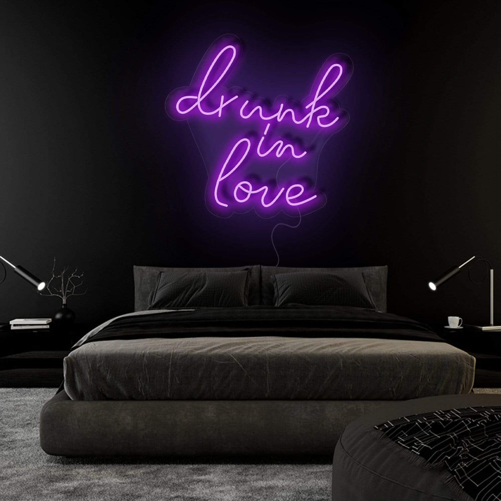 "Drunk in Love " Neon Sign Schriftzug - NEONEVERGLOW