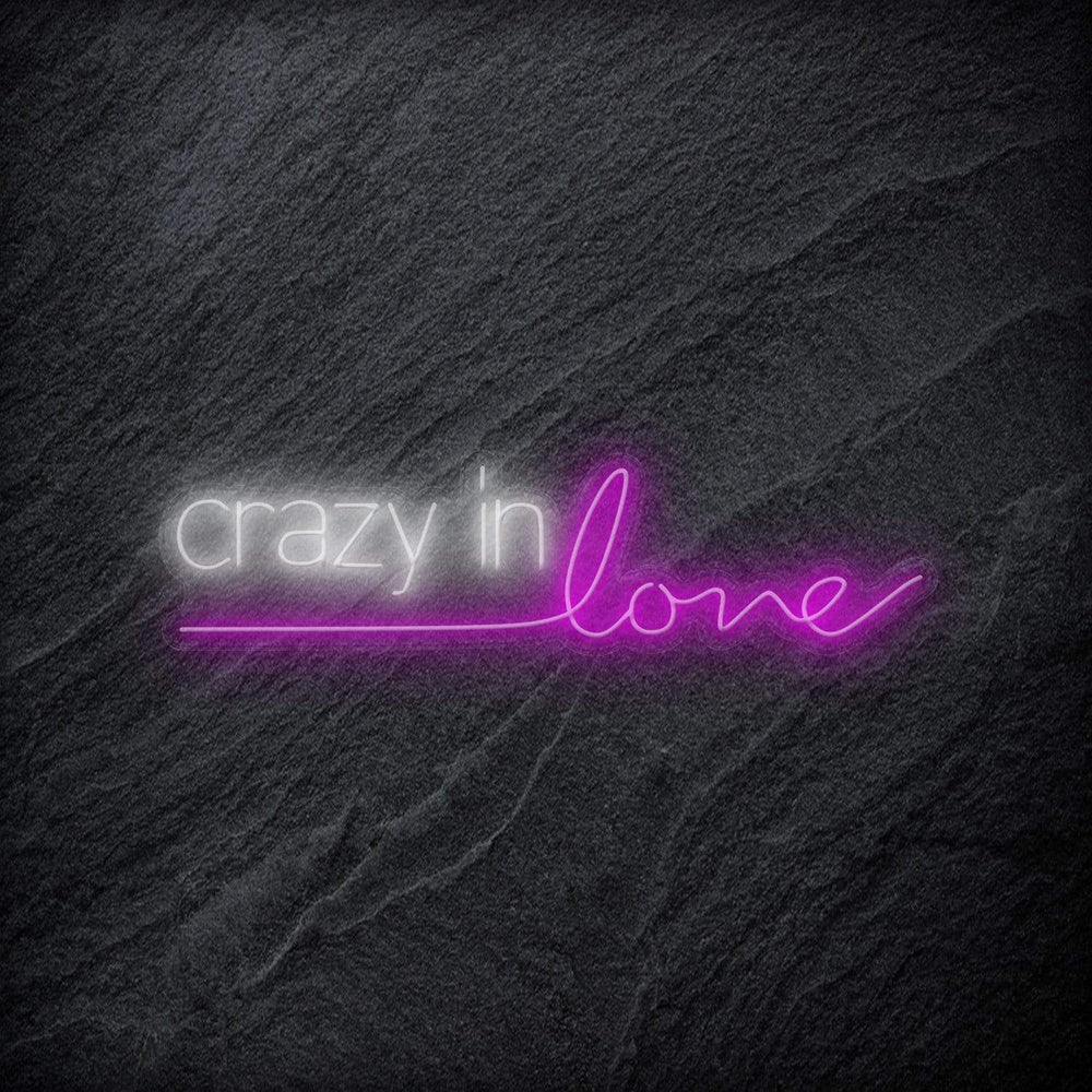 "Crazy In Love" Neonschild - NEONEVERGLOW