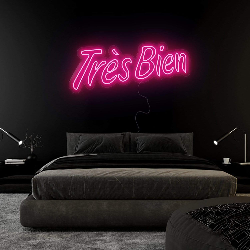 "Tres Bien" Neonschild Sign Schriftzug - NEONEVERGLOW