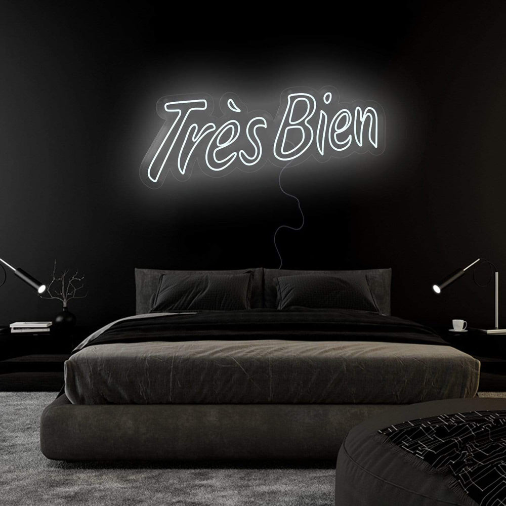 "Tres Bien" Neonschild Sign Schriftzug - NEONEVERGLOW