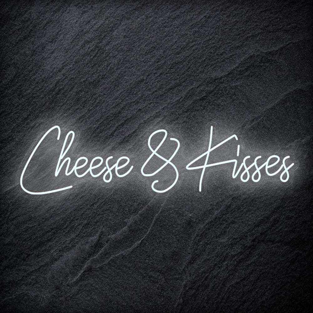 " Cheese & Kisses" Neon Schriftzug - NEONEVERGLOW