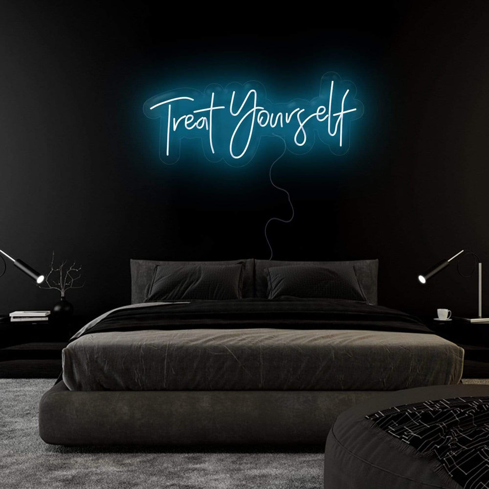"Treat Yourself" Neon Sign Schriftzug - NEONEVERGLOW