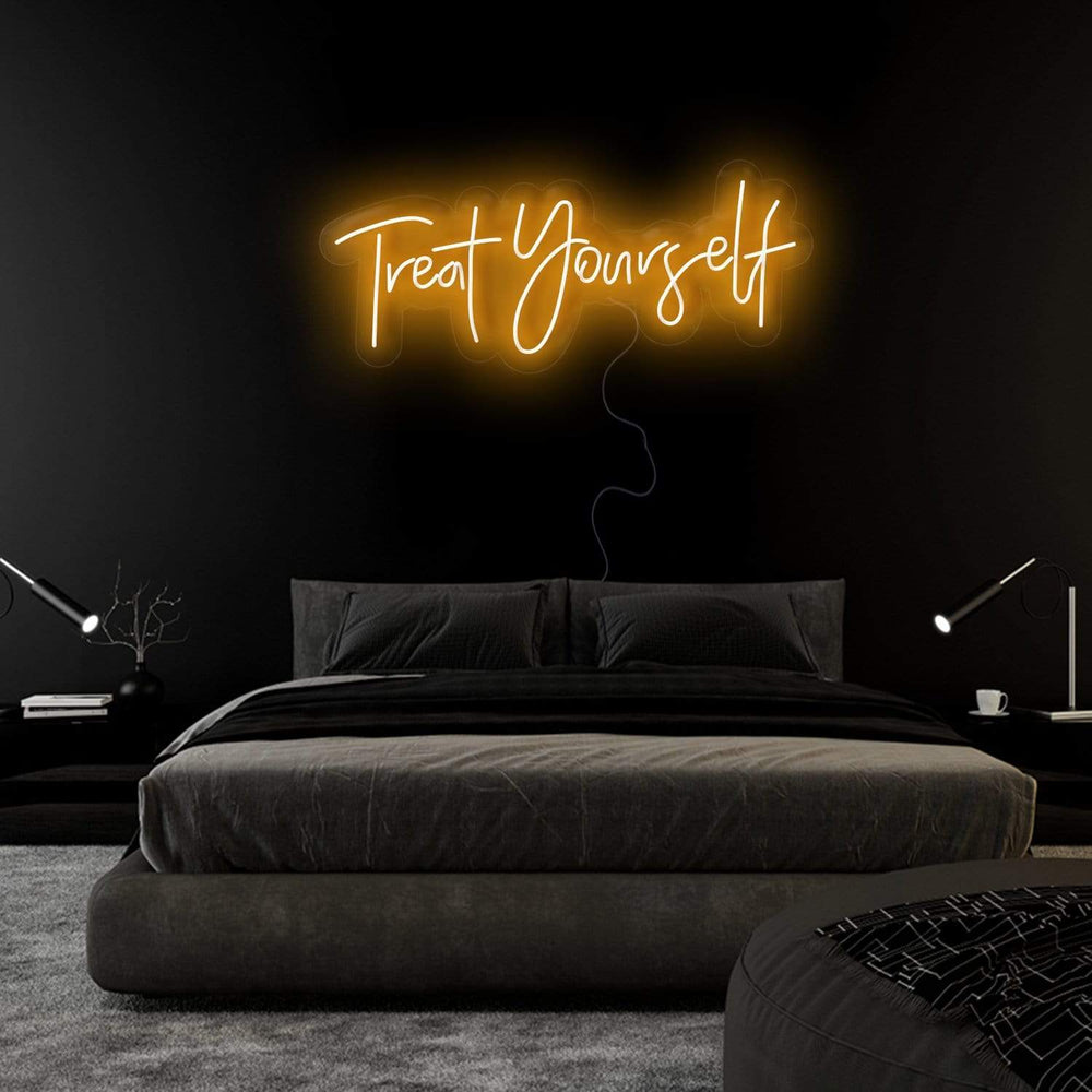 "Treat Yourself" Neon Sign Schriftzug - NEONEVERGLOW
