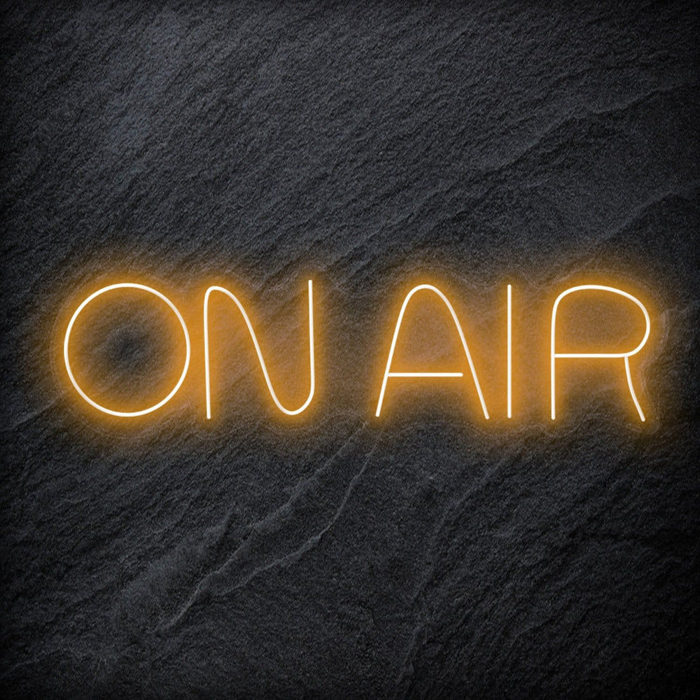 "On Air" Neon Schriftzug Sign - NEONEVERGLOW
