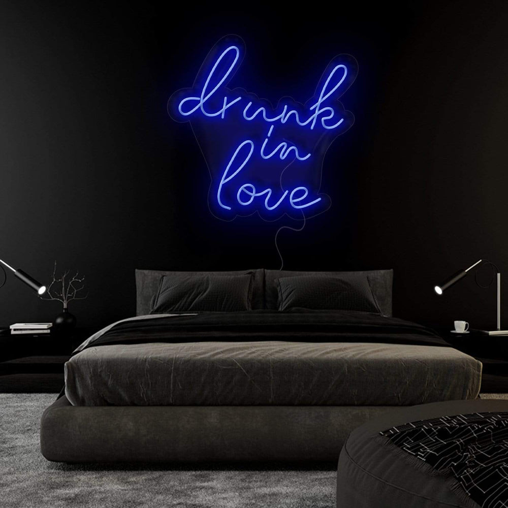 "Drunk in Love " Neon Sign Schriftzug - NEONEVERGLOW