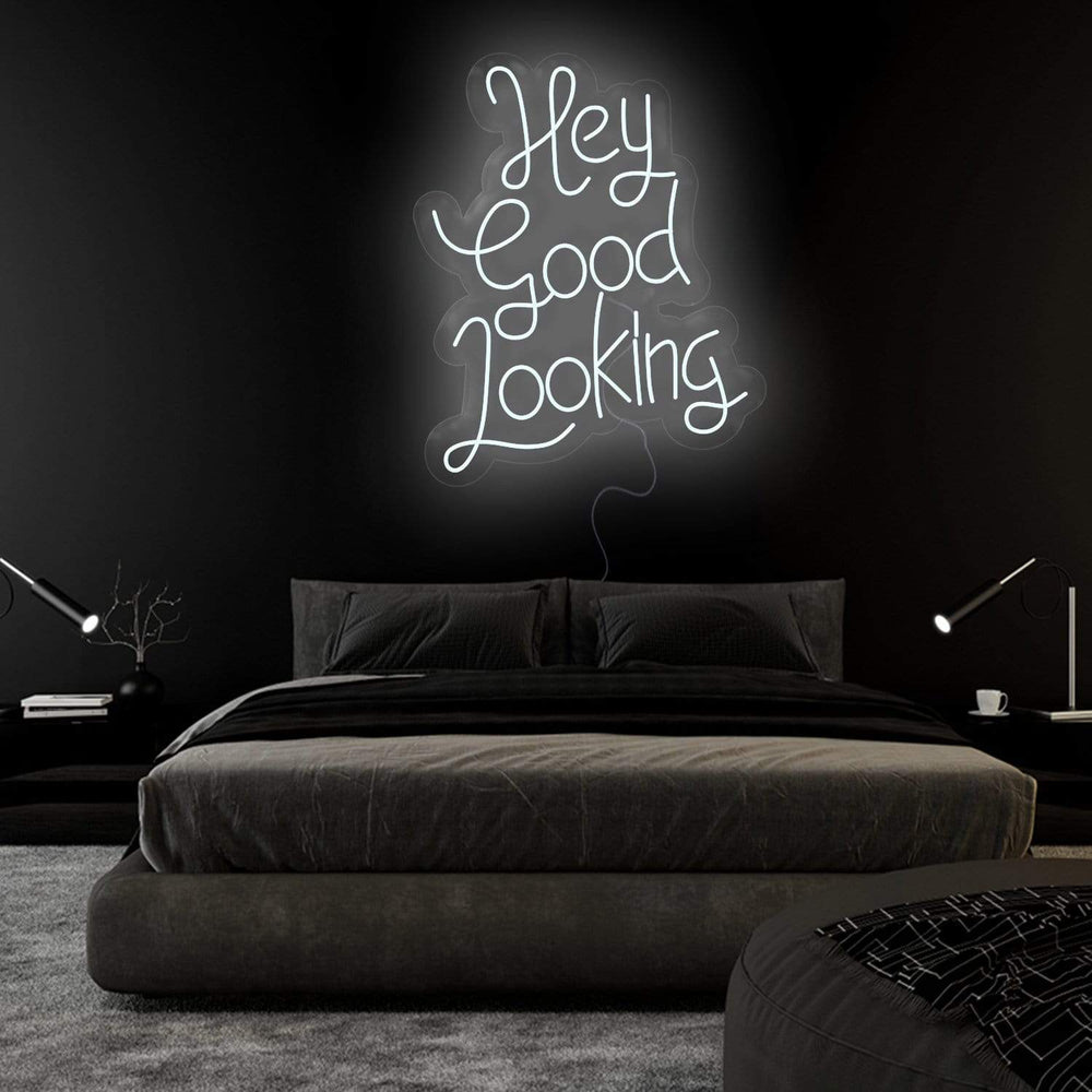 "Hey Good Looking" Neonschild Sign Schriftzug - NEONEVERGLOW