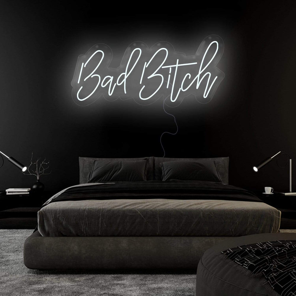 "Bad Bitch" Neonschild Sign Schriftzug - NEONEVERGLOW