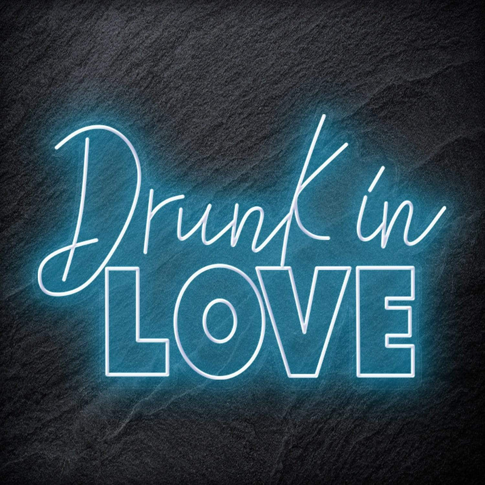 "Drunk in Love" Neon Schriftzug Sign - NEONEVERGLOW