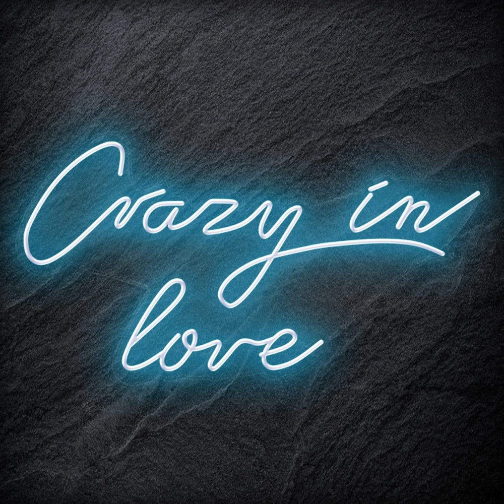 "Crazy In Love" Neon Sign Schriftzug - NEONEVERGLOW