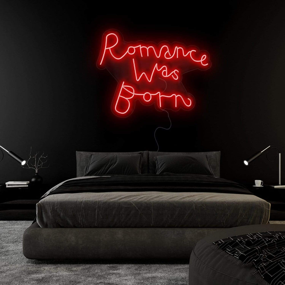 "Romance Was Born" Neon Sign Schriftzug - NEONEVERGLOW