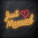 "Just Married" LED Neon Schriftzug - NEONEVERGLOW