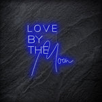 "Love by The Moon" LED Neon Schriftzug - NEONEVERGLOW