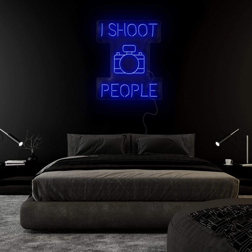 " I Shoot People" Neonschild Sign Schriftzug - NEONEVERGLOW